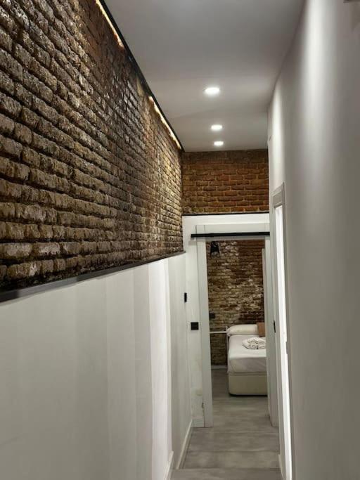 Acogedor Loft En Malasana Madrid Bagian luar foto